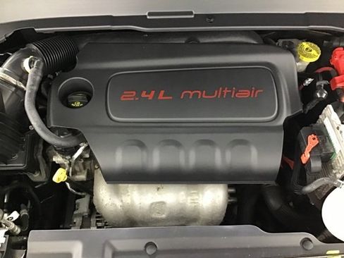 Used 2020 Jeep Compass Limited image 23