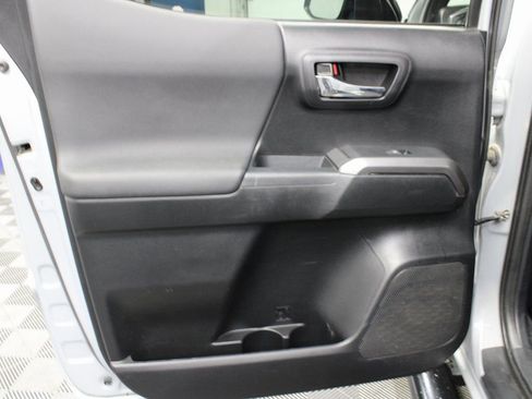 Used 2021 Toyota Tacoma TRD Sport image 52