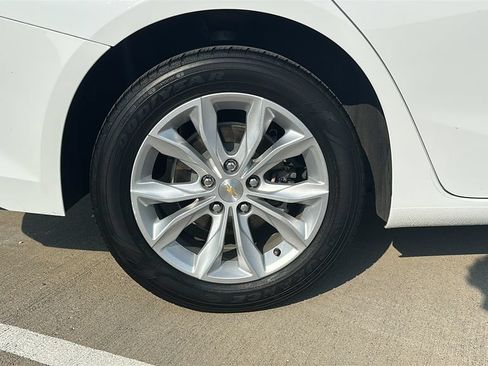 Used 2024 Chevrolet Malibu LT FWD image 16