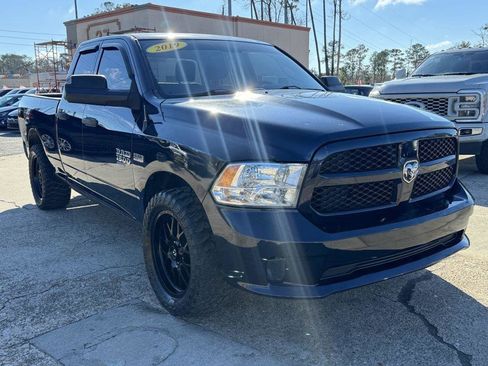 Used 2019 RAM 1500 Express w/ Express Value Package image 3