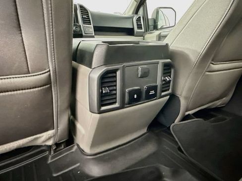 Used 2020 Ford F150 XLT w/ Equipment Group 302A Luxury AWD/4WD image 33