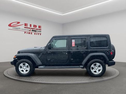 Used 2021 Jeep Wrangler Unlimited Sport image 5