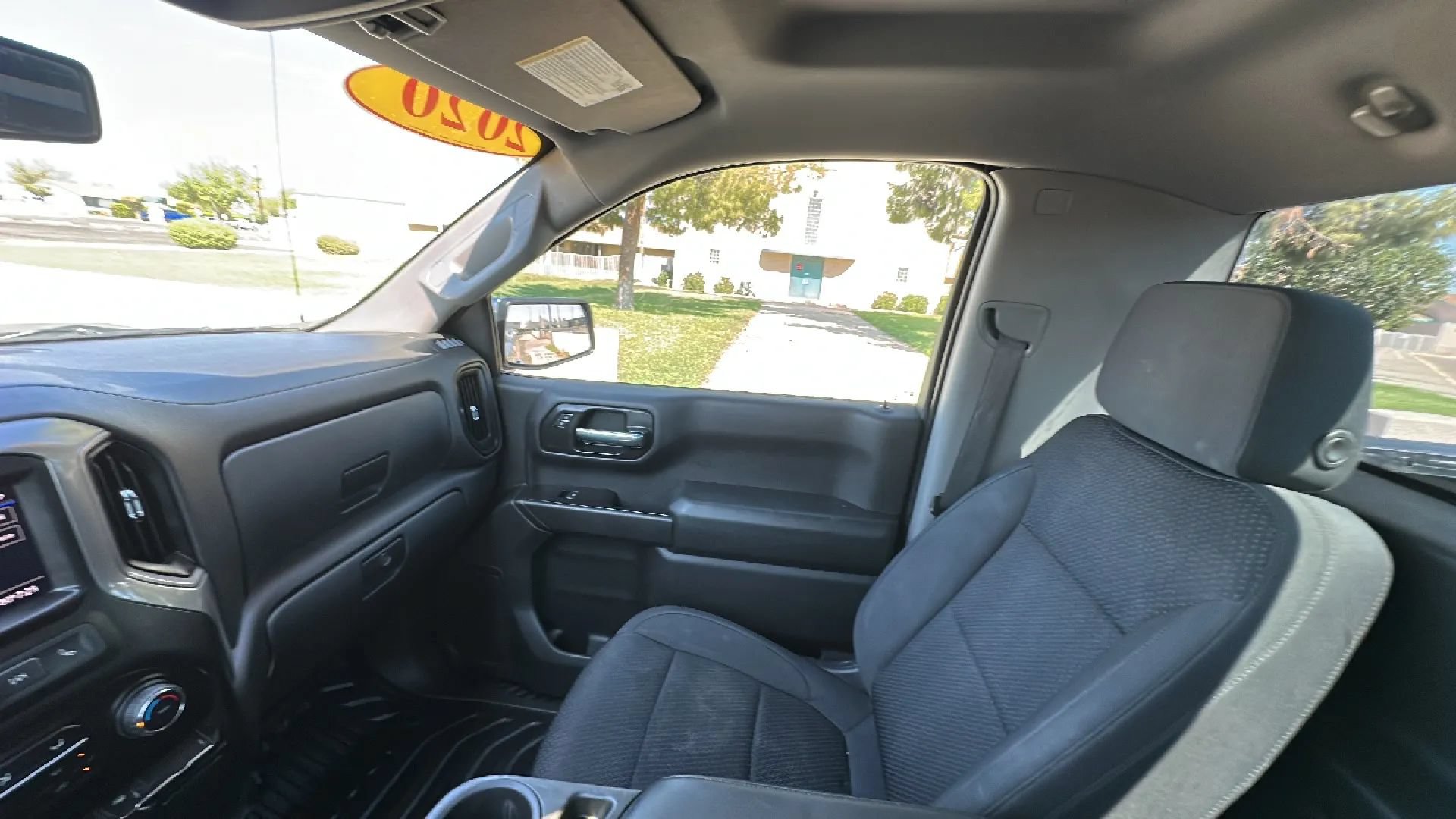 Used 2020 Chevrolet Silverado 1500 W/T RWD image 13