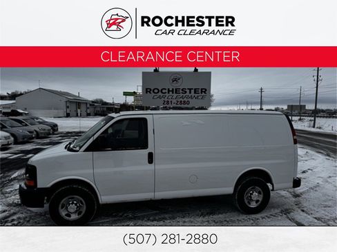 Used 2014 Chevrolet Express 2500 image 1