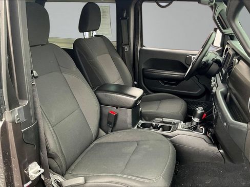 Used 2018 Jeep Wrangler Sport w/ Quick Order Package 24S AWD/4WD image 20