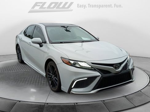 Used 2023 Toyota Camry XSE FWD image 1