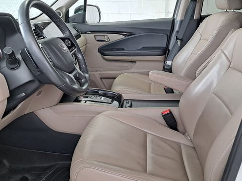 Used 2020 Honda Pilot Touring image 21