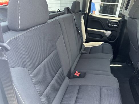 Used 2019 Chevrolet Silverado 1500 LT w/ All Star Edition image 31