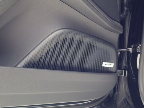 New 2026 Porsche Panamera 4 AWD/4WD image 13