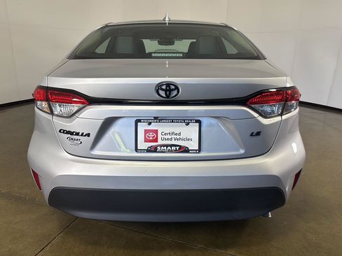 Used 2024 Toyota Corolla LE FWD image 11