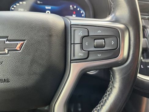 Used 2022 Chevrolet Tahoe Z71 w/ Luxury Package AWD/4WD image 30