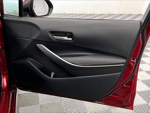 Used 2023 Toyota Corolla SE image 18