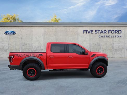 Certified 2018 Ford F150 Raptor w/ Equipment Group 802A Luxury image 9