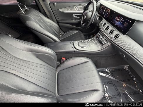 Used 2021 Mercedes-Benz E 350 Sedan image 12