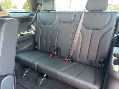 Used 2023 Hyundai Palisade SEL AWD/4WD image 10