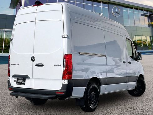 Used 2026 Mercedes-Benz Sprinter 2500 image 10
