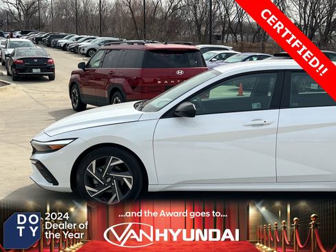 Certified 2025 Hyundai Elantra Sport w/ Cargo Package image 7