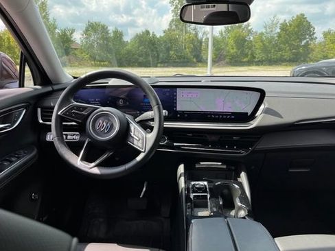 Used 2024 Buick Envision Preferred AWD/4WD image 4