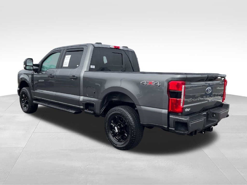 Used 2025 Ford F250 XL w/ STX Appearance Package AWD/4WD image 3