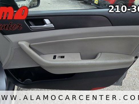 Used 2016 Hyundai Sonata Sport w/ Option Group 1V FWD image 18