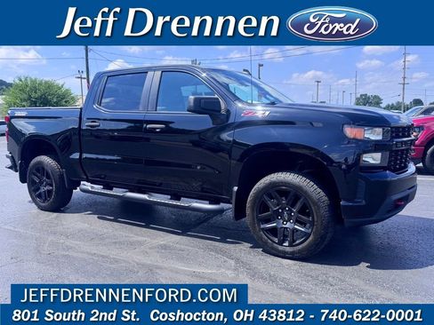 Used 2021 Chevrolet Silverado 1500 Custom Trail Boss w/ Midnight Edition AWD/4WD image 1