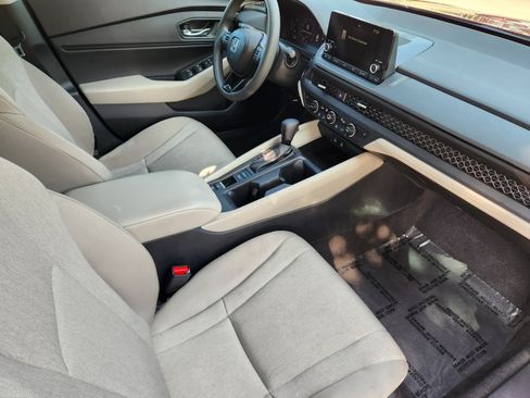 Used 2024 Honda Accord EX image 7