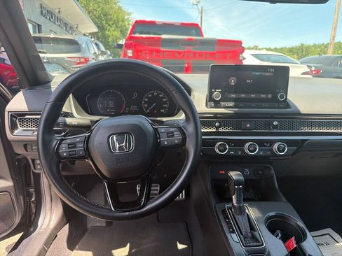 Used 2023 Honda Civic Sport image 21