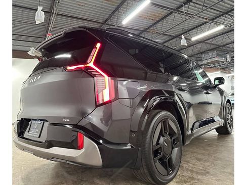 Used 2024 Kia EV9 GT-Line AWD/4WD image 13