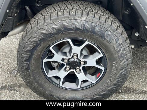 Used 2023 Jeep Wrangler Unlimited Rubicon w/ LED Lighting Group image 17