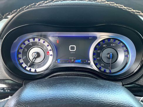 Used 2018 Chrysler 300 S w/ 300S Premium Group RWD image 26