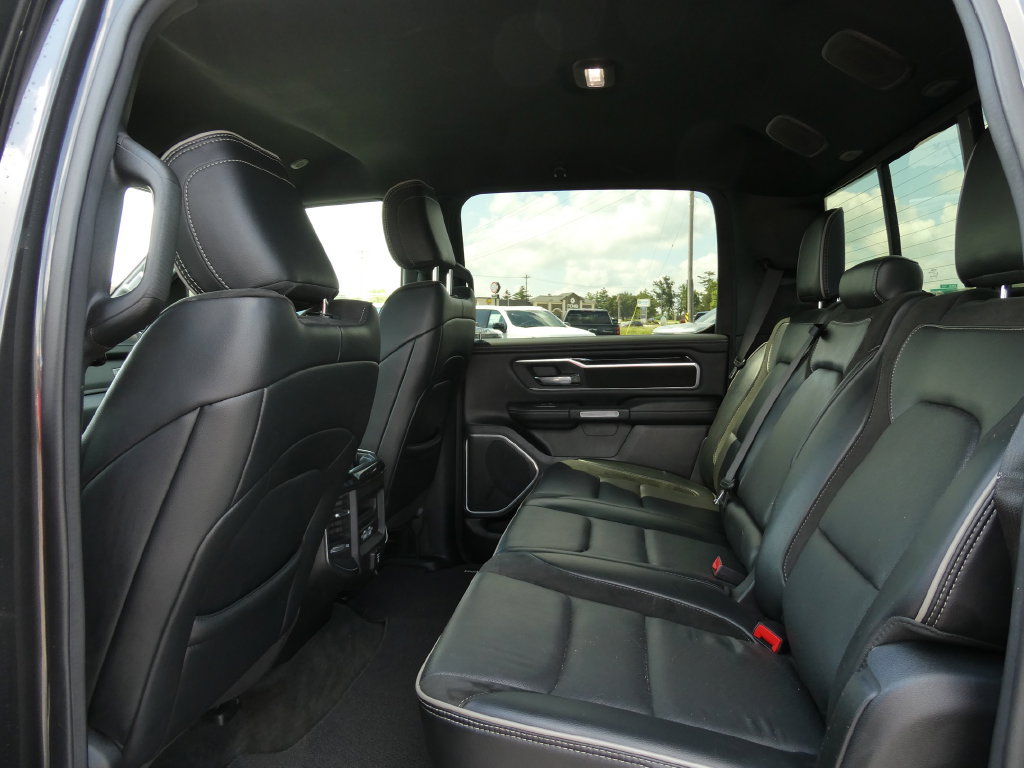 Used 2021 RAM 1500 Laramie w/ Sport Appearance Package AWD/4WD image 19