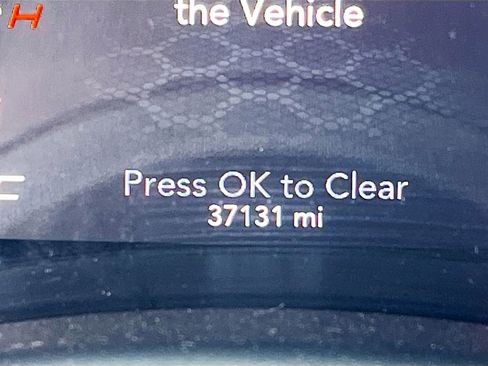 Used 2023 Dodge Charger SXT w/ Blacktop Package image 12