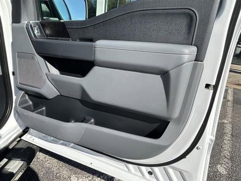 Used 2021 Ford F150 Lariat w/ Equipment Group 501A Mid image 22