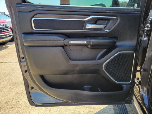 Used 2025 RAM 1500 Laramie w/ Laramie Southwest Edition AWD/4WD image 33