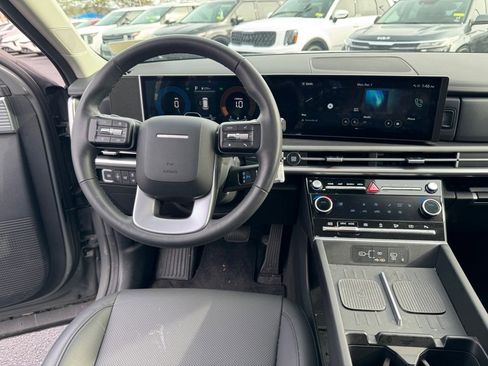 Used 2025 Hyundai Santa Fe XRT image 13