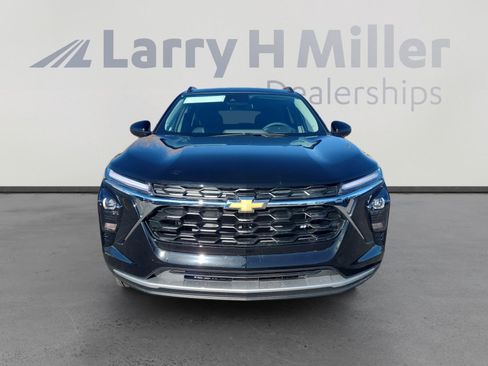 New 2026 Chevrolet Trax LT w/ LT Convenience Package image 8