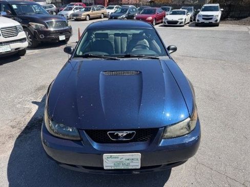 Used 2002 Ford Mustang Deluxe Coupe image 9