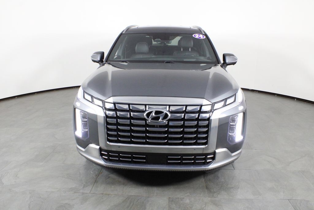 Certified 2024 Hyundai Palisade Calligraphy FWD image 13