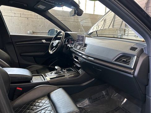 Used 2019 Audi SQ5 Prestige AWD/4WD image 47