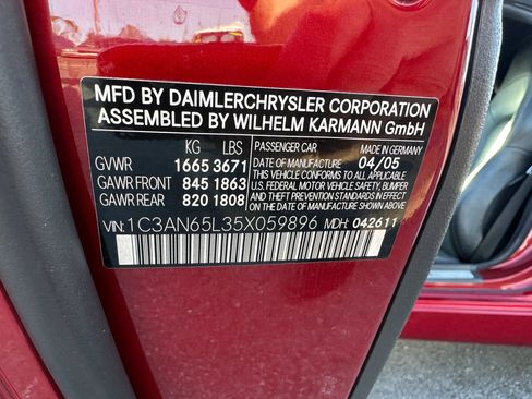 Used 2005 Chrysler Crossfire Limited image 38