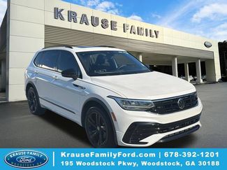 Used 2023 Volkswagen Tiguan SE R-Line FWD video 1