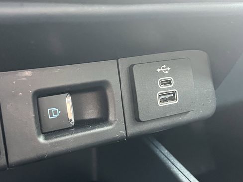 Used 2025 Ford Maverick Tremor AWD/4WD image 18