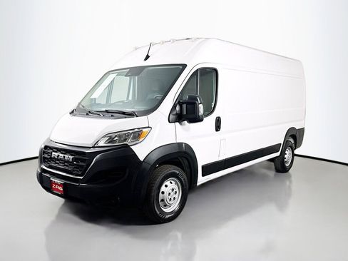 Used 2023 RAM ProMaster 2500 FWD image 1