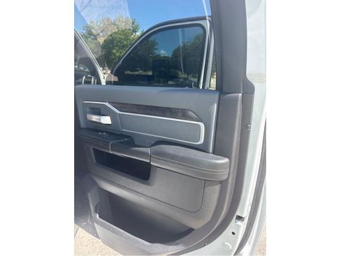 Used 2022 RAM 2500 Big Horn w/ Level A Equipment Group AWD/4WD image 24