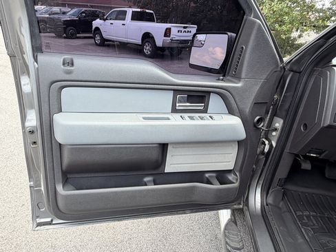Used 2012 Ford F150 XLT w/ XLT Chrome Pkg AWD/4WD image 9
