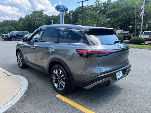 Used 2024 INFINITI QX60 Luxe w/ Vision Package AWD/4WD image 4