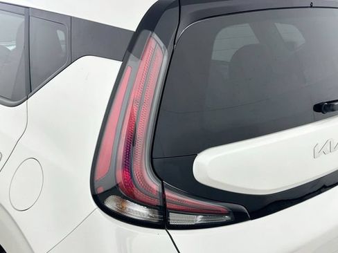 Used 2023 Kia Soul S FWD image 24