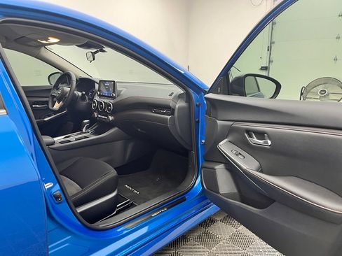 Used 2024 Nissan Sentra SR FWD image 29