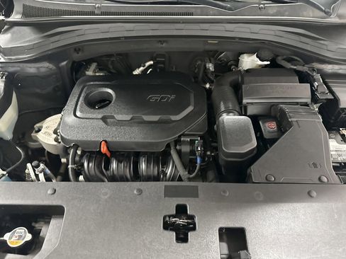 Used 2020 Hyundai Santa Fe Limited w/ Cargo Package image 11