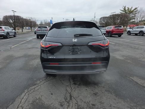 Used 2023 Honda HR-V Sport image 6